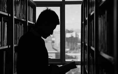 Det akadiske paradoks i opgaver